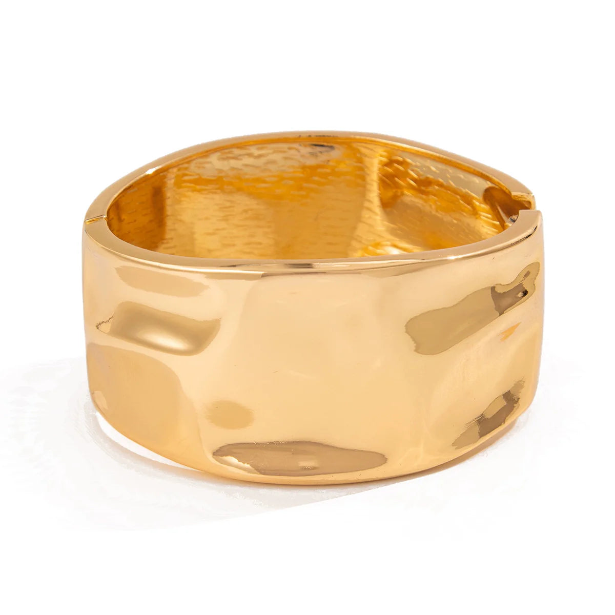 Bennett Sculpted Oval Cuff - Gold