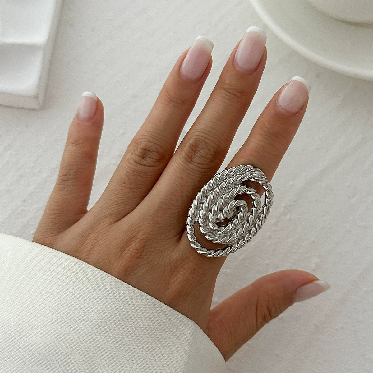 Janylah Sculptural Open Ring - Style 02 White K [844MO0X1]