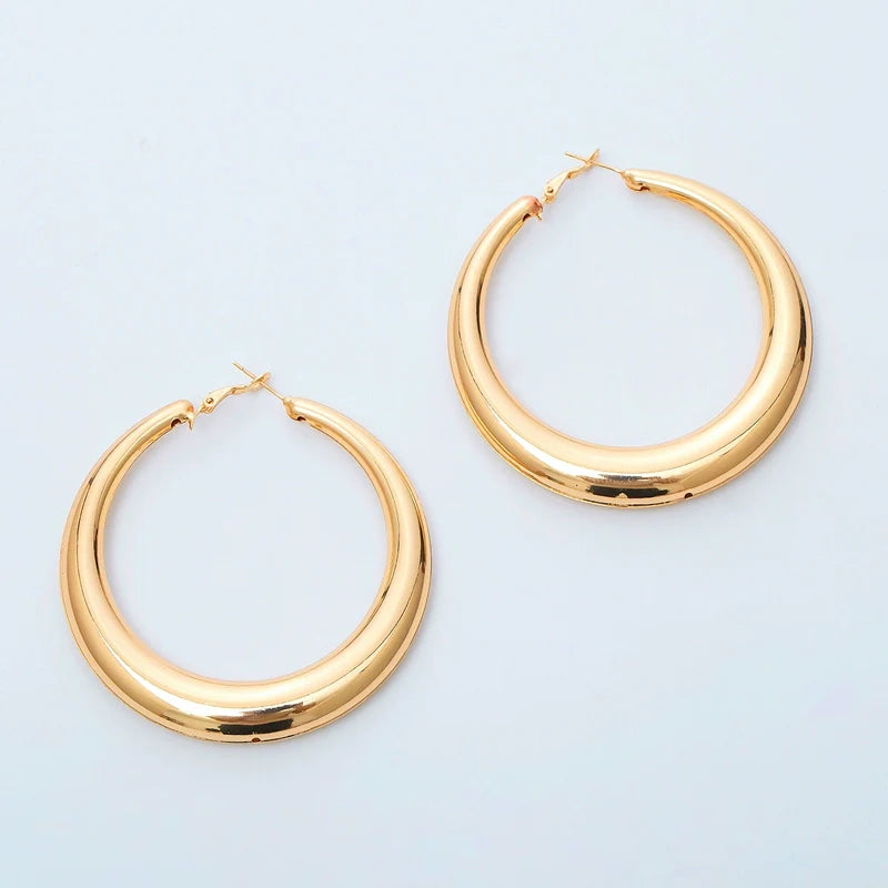 Jamyah Oval Hoop Earrings - Gold