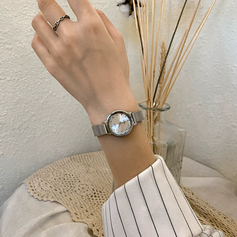 Zelena Elegant Compact Watch - Elegant Silver