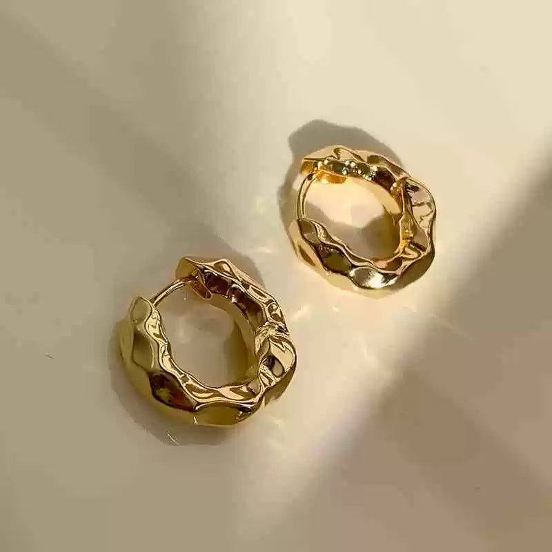 Alaiah Textured Hoop Earrings - Gold [E6VFJSMA]