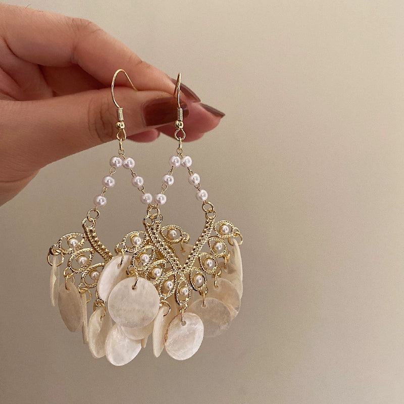 Halima Golden Shell Tassel Earrings - Gold Pearl Shell Tassel Ear Hook [J6P0URG5]