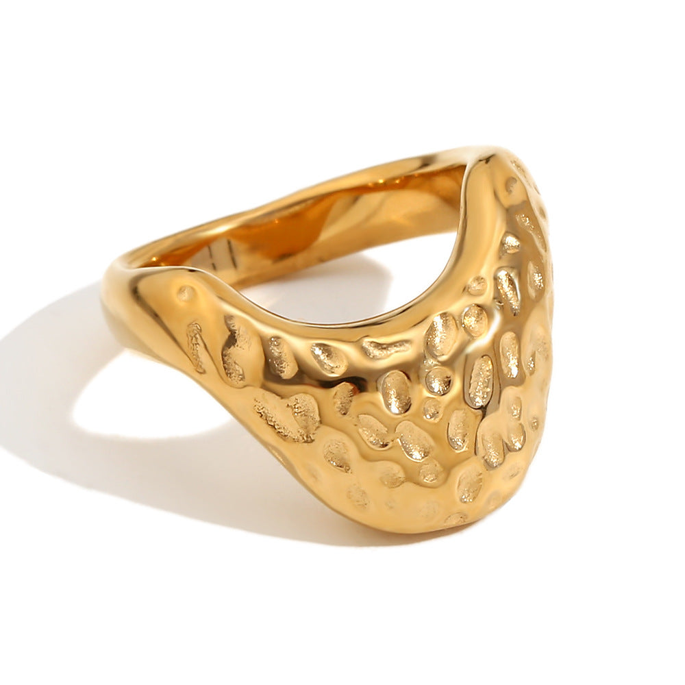 Vicky Gold Hammered Flower Ring - Strawberry Ring - Gold - Size 6 [RDVY7EOO]