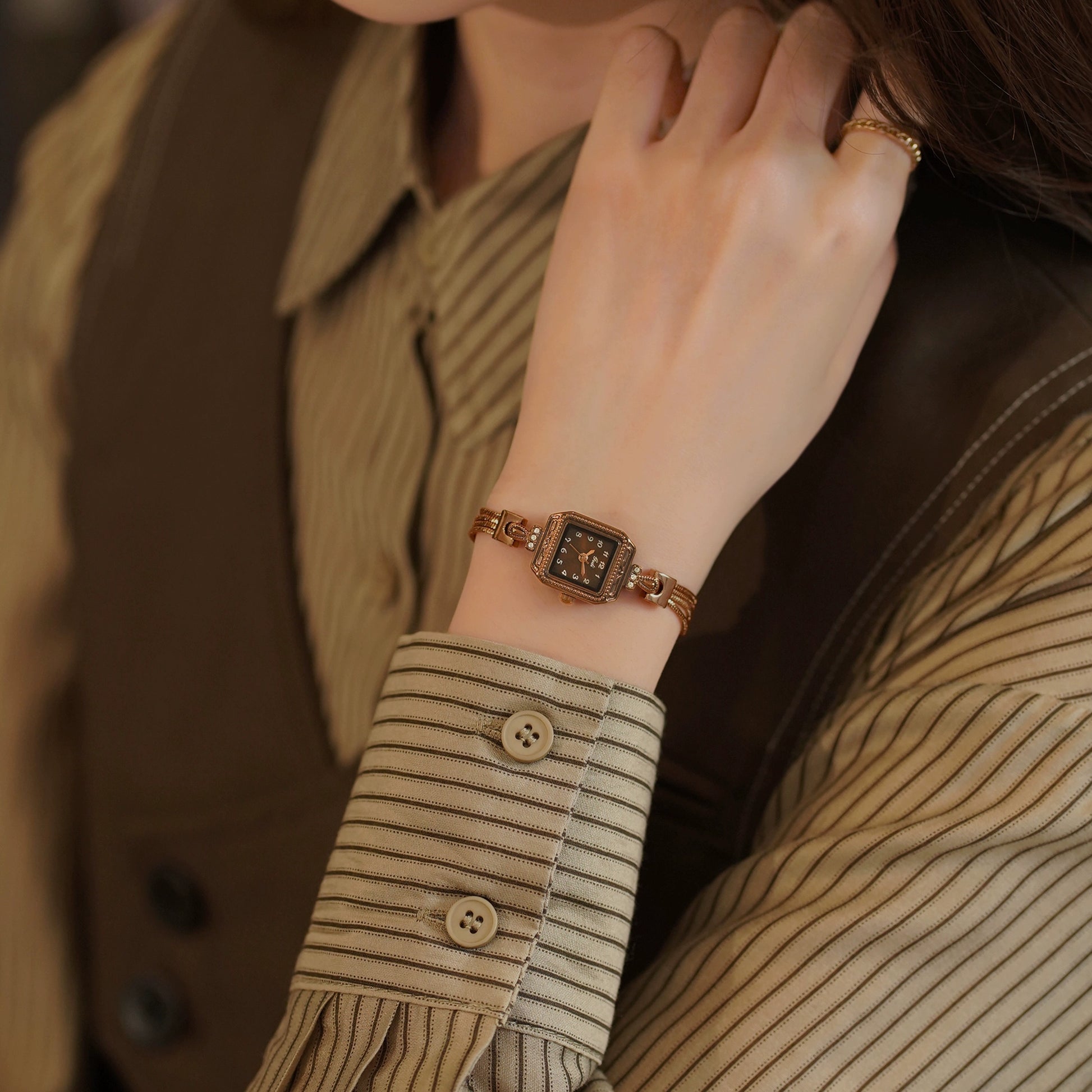 Debanhi Dainty Bracelet Watch - Retro Coffee [E21IU5ZU]