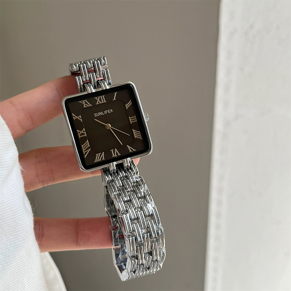 Zalaya Minimalist Square Watch - Silver Band Black Dial [22ODCJ9E]