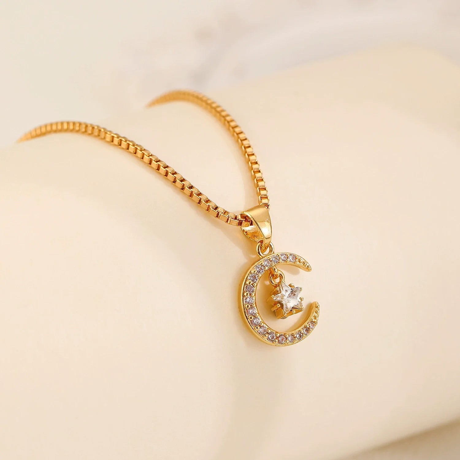 Lesly Celestial Charm Jewelry - KC Gold Moon Necklace (Single - Style 2)