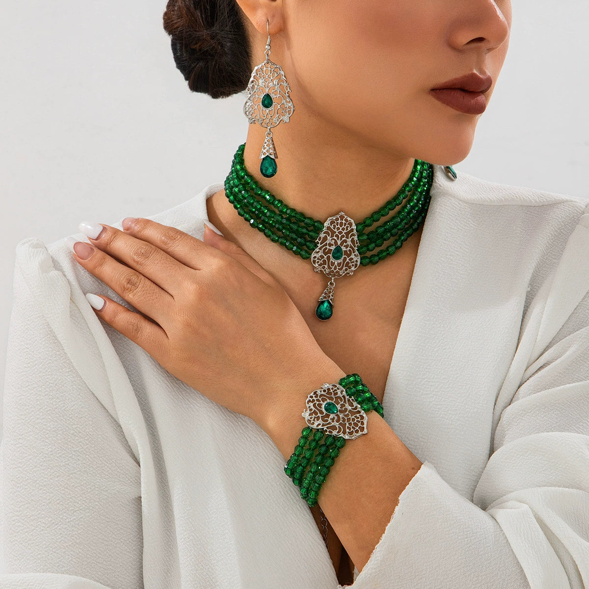 Lou Pearl Floral Collar Necklace - Silver-tone & Green (Style B) [6OLZN0O1]