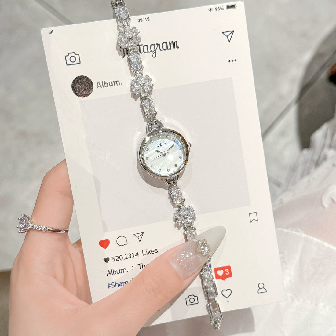 Karin Sakura Bracelet Watch - Snowflake White [OJIW9Y10]