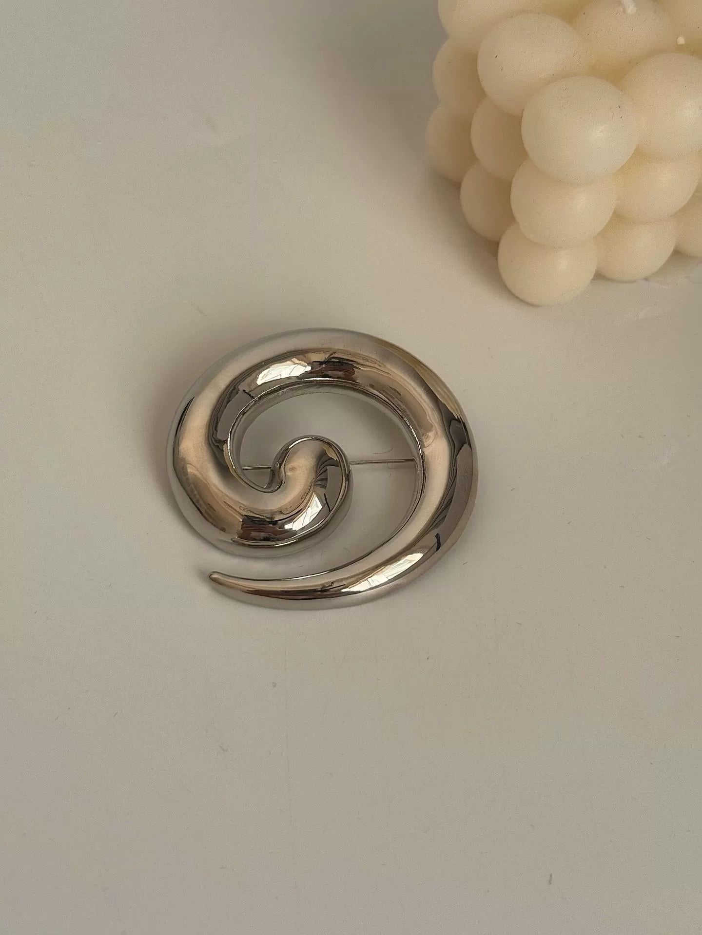 Ensley Sculptural Snail Brooch - Silver [09G6D1V1]