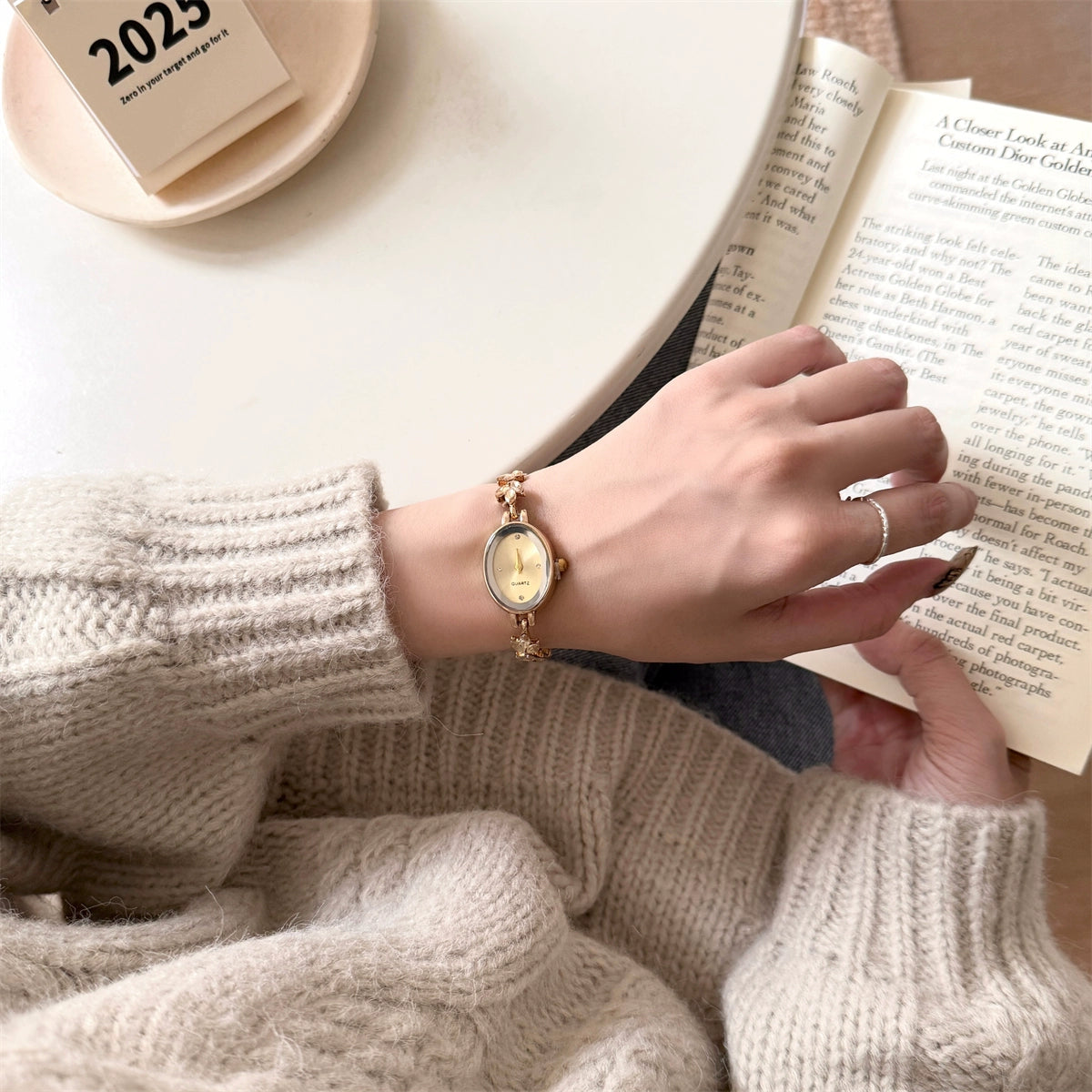 Moksha Mermaid Pendant Watch - Gold [QYFFD7GZ]