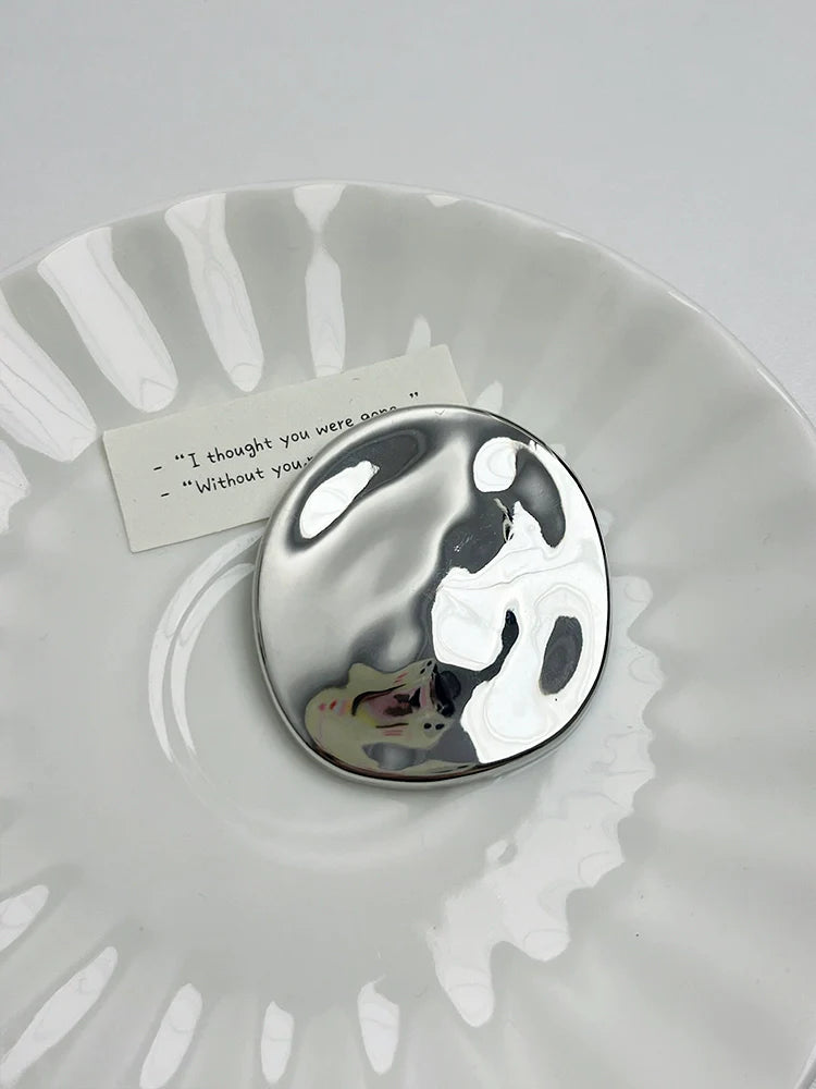 Yaslin Irregular Circle Brooch - Silver