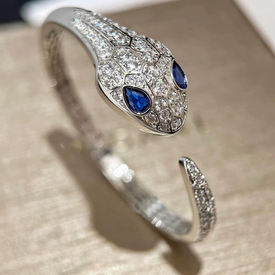 America Diamond Serpent Bracelet - White Gold Blue Agate Head-Tail Diamond