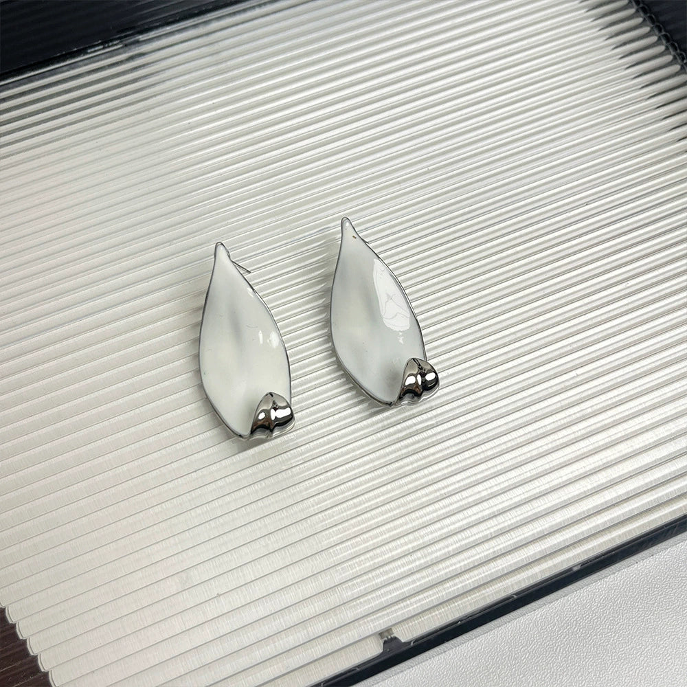 Anaisha Chinoiserie Enamel Leaf Earrings - Earrings [BLBPI9R5]