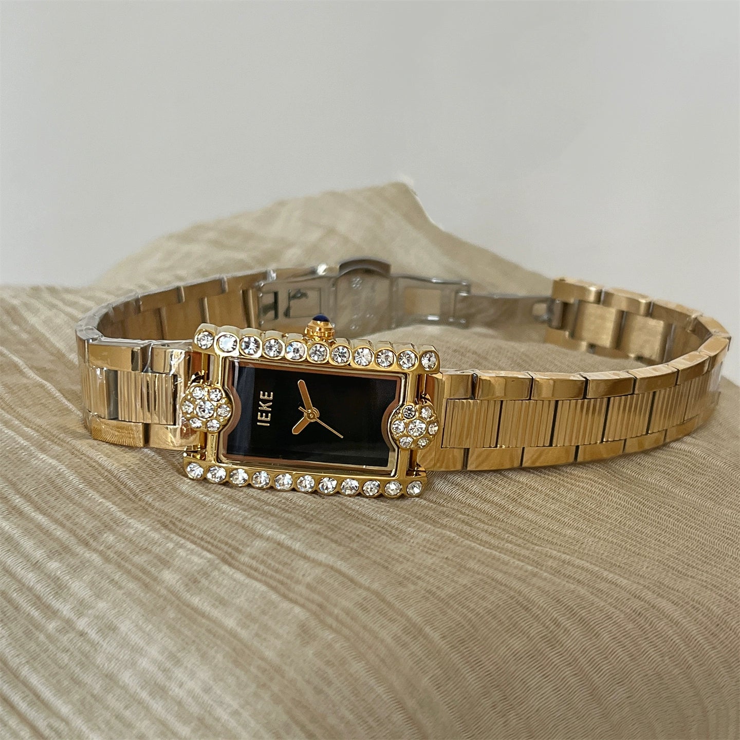 Jordyn Camellia Diamond Watch - Gold Band Black Face [R2TK0O4N]