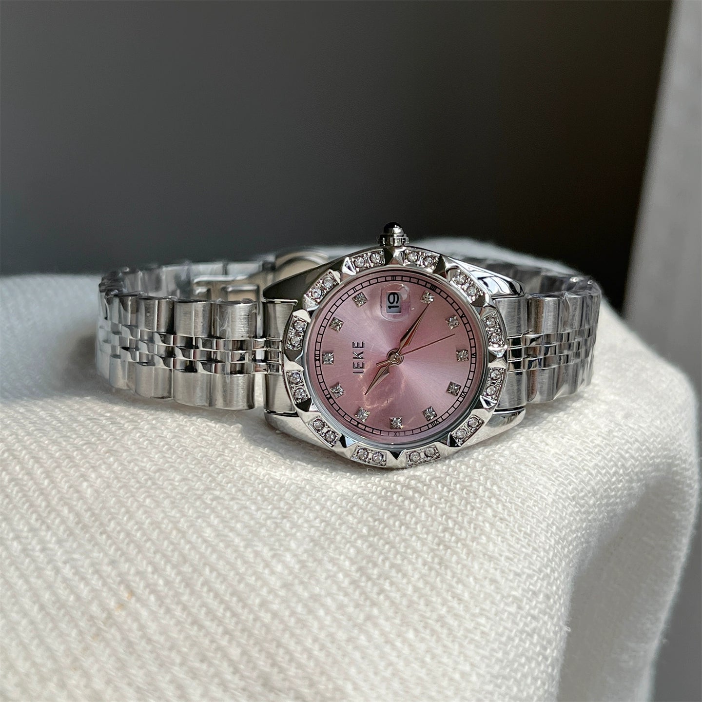 Izzabella Sparkle Dial Watch - Silver Band Pink Dial [2G1GM5XQ]