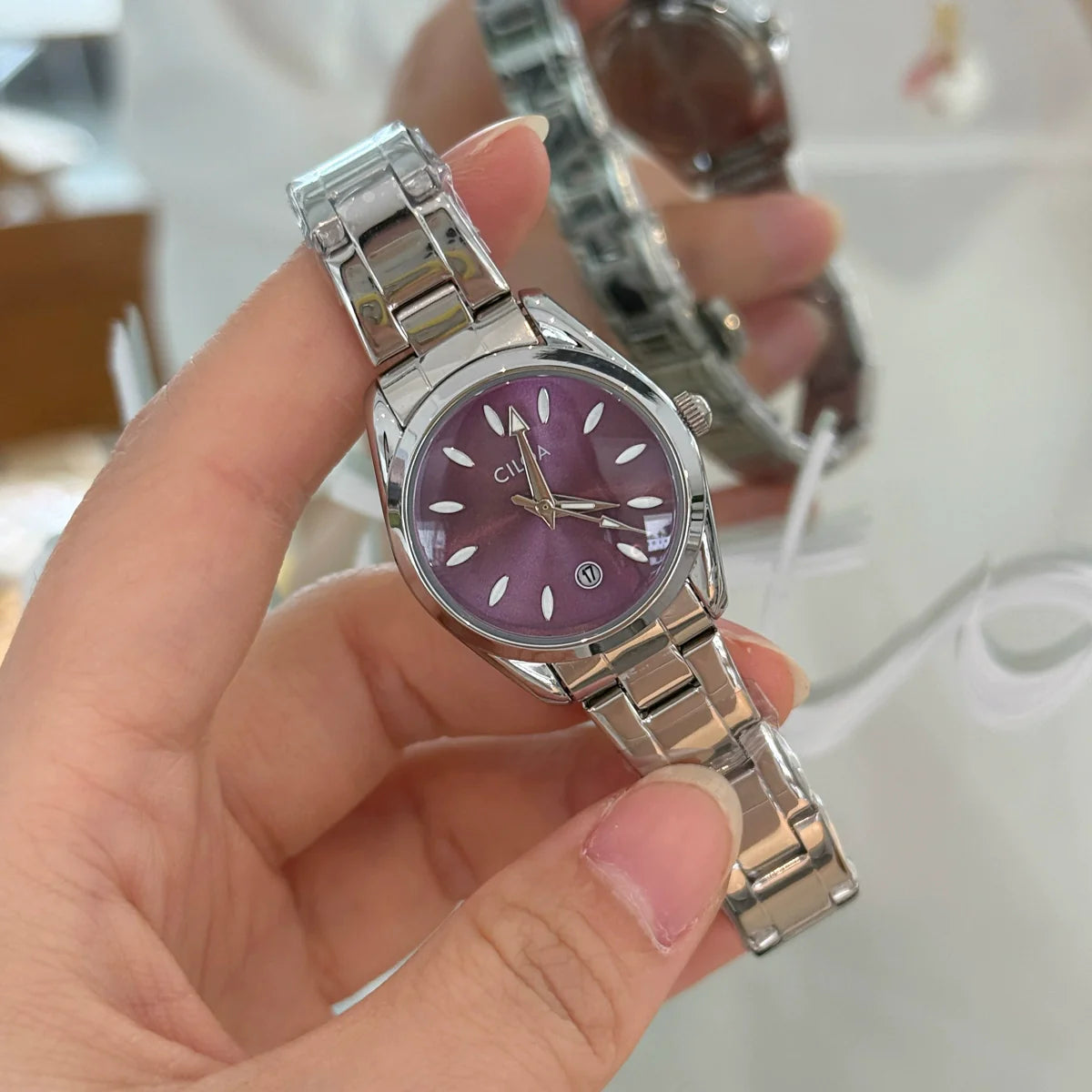 Emanuela Elegant Quartz Watch - Purple