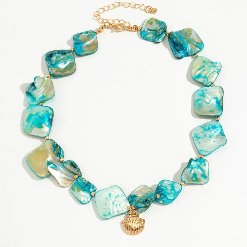 Alaura Scallop Charm Chain - Necklace Blue