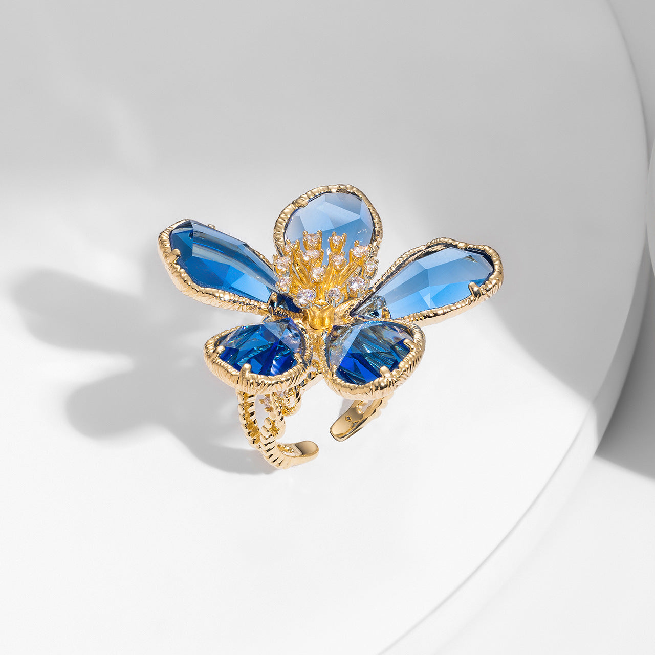 Aurie Crystal Bloom Ring - R04330T051 [WYGZDB6H]