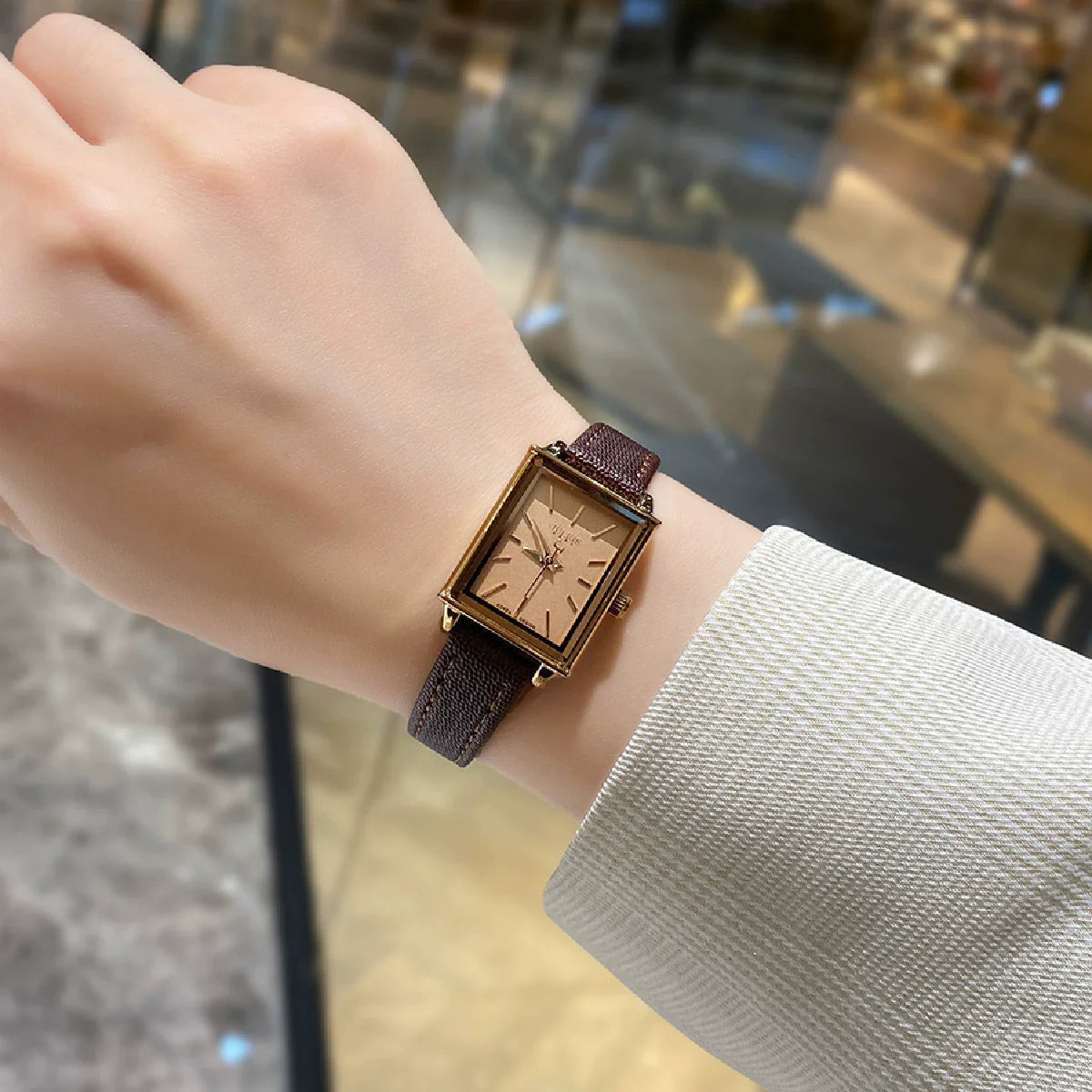 Angelica Vintage Leather Watch - Coffee