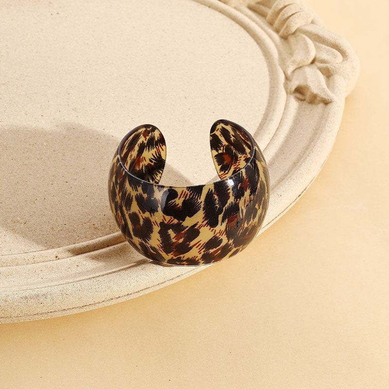 Yoselyn Leopard Statement Cuff - D [KJ1MU2BK]
