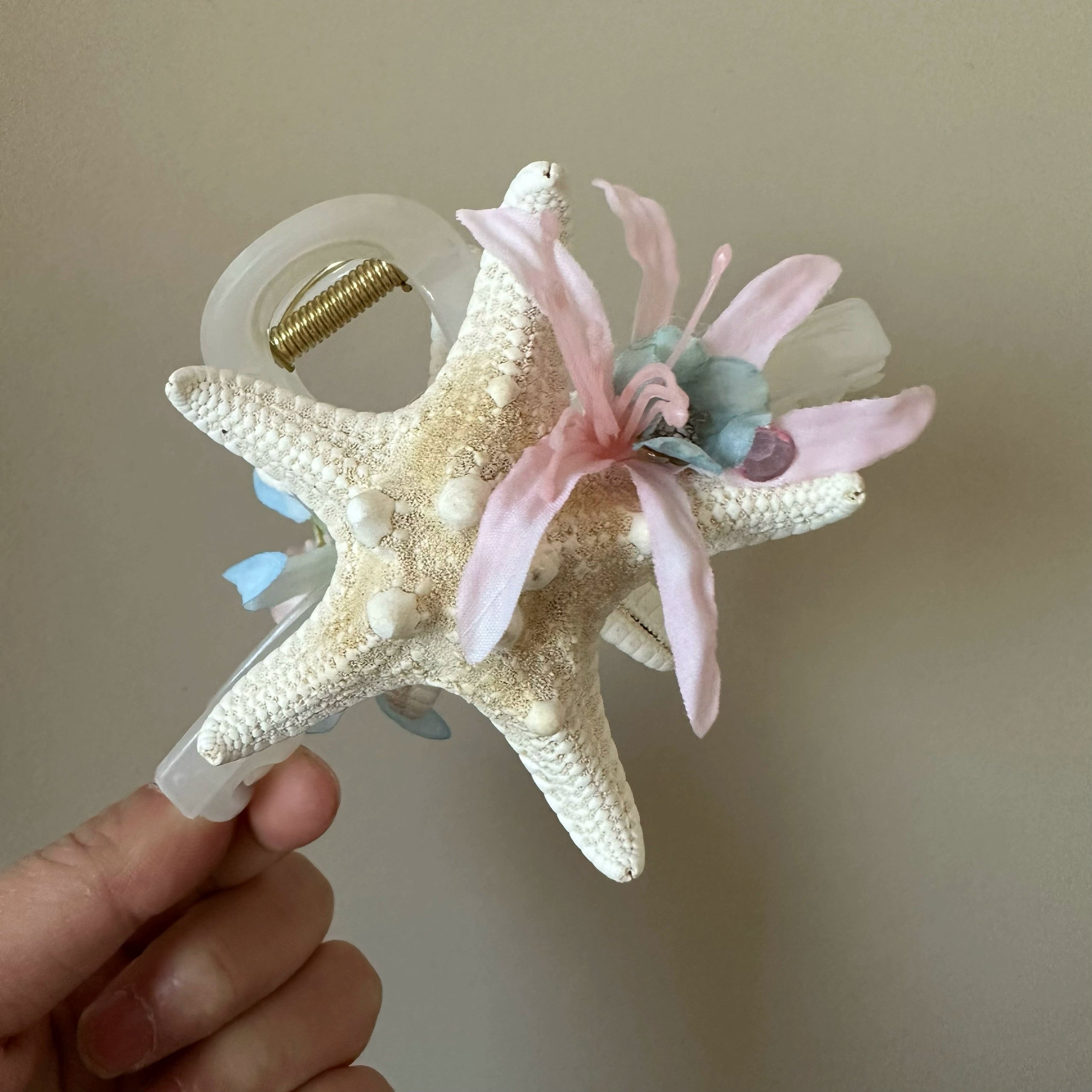 Arley Starfish Floral Clip - Claw Clip [SXCHNGMB]