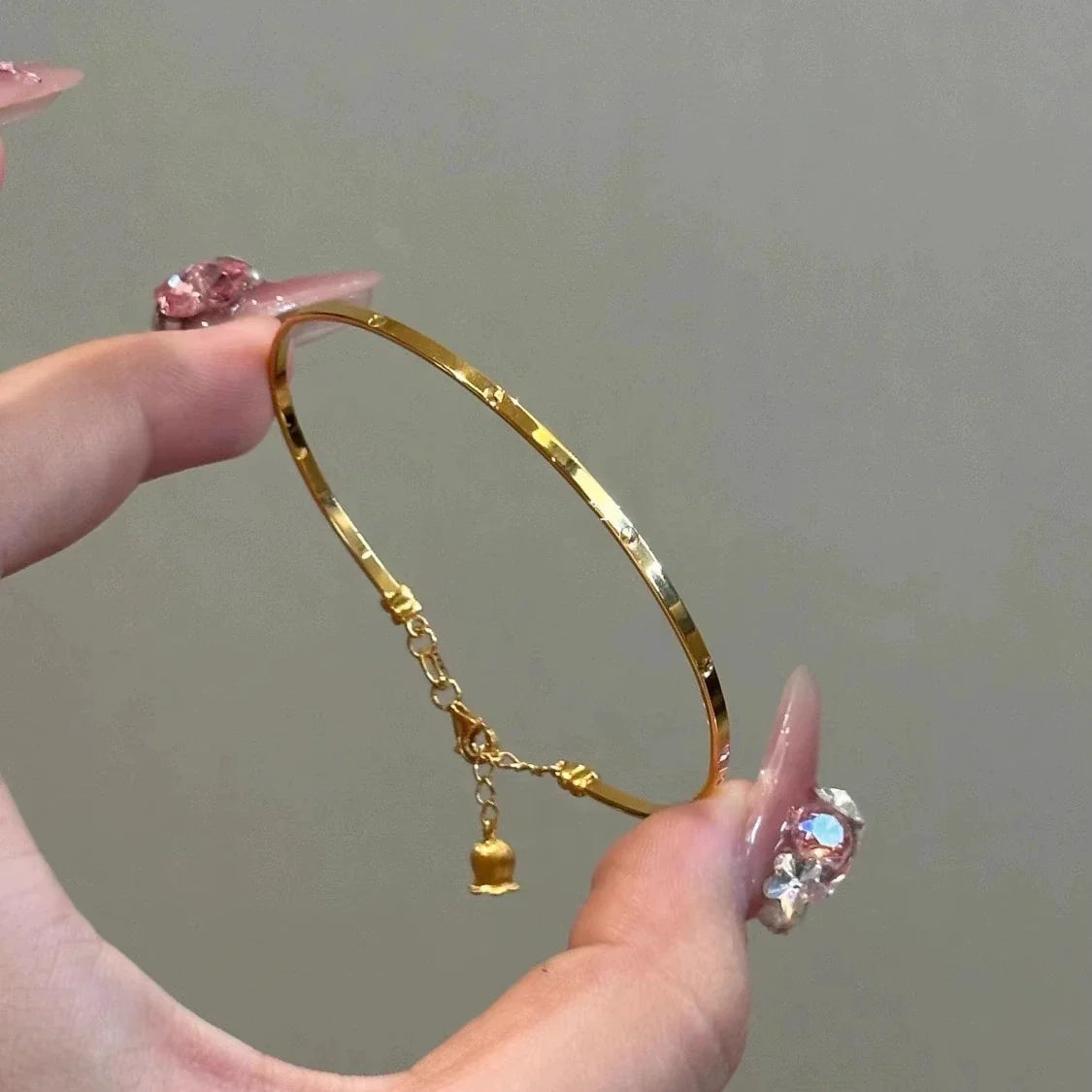Viana Golden Lily Bracelet - Lily of the Valley