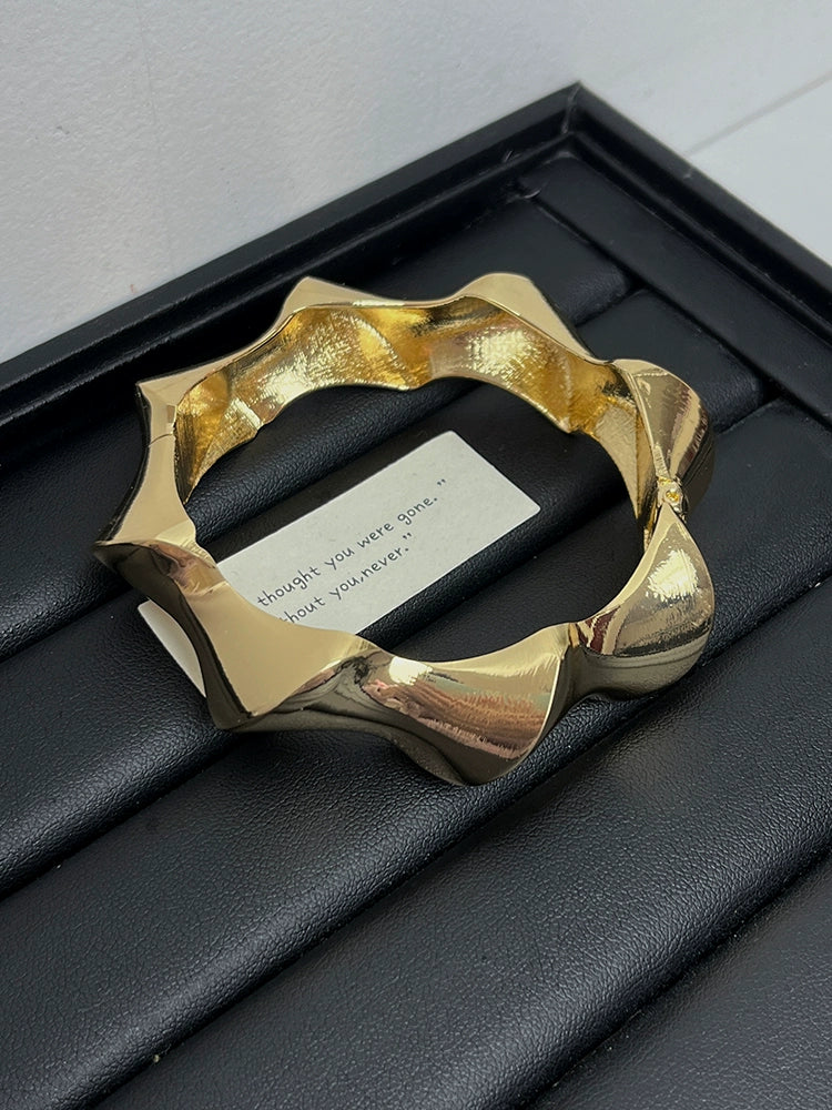 Anela Asymmetric Cuff Bracelet - Gold [JJKQ9IWW]