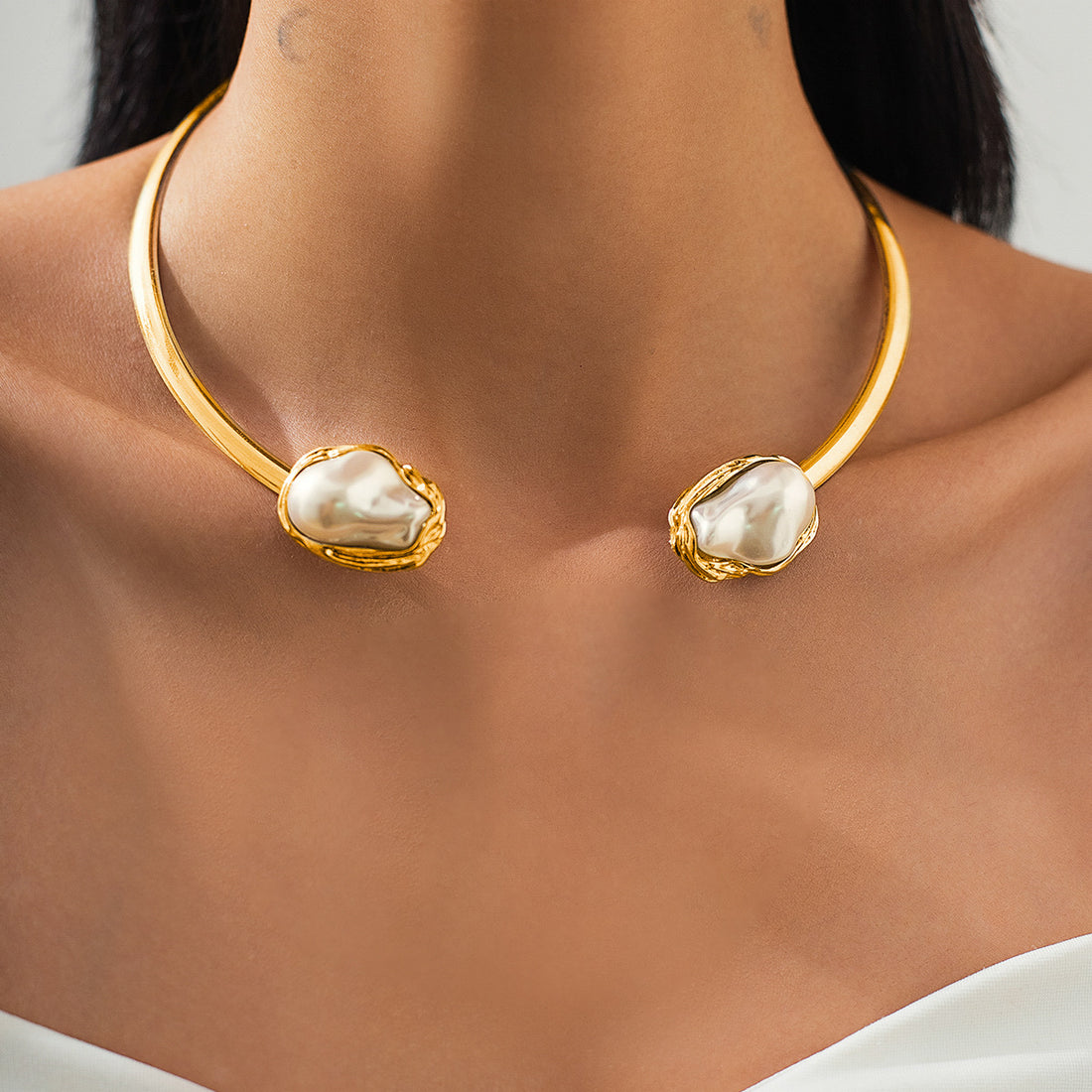 Brenda Baroque Pearl Choker [JGVS9WZN]