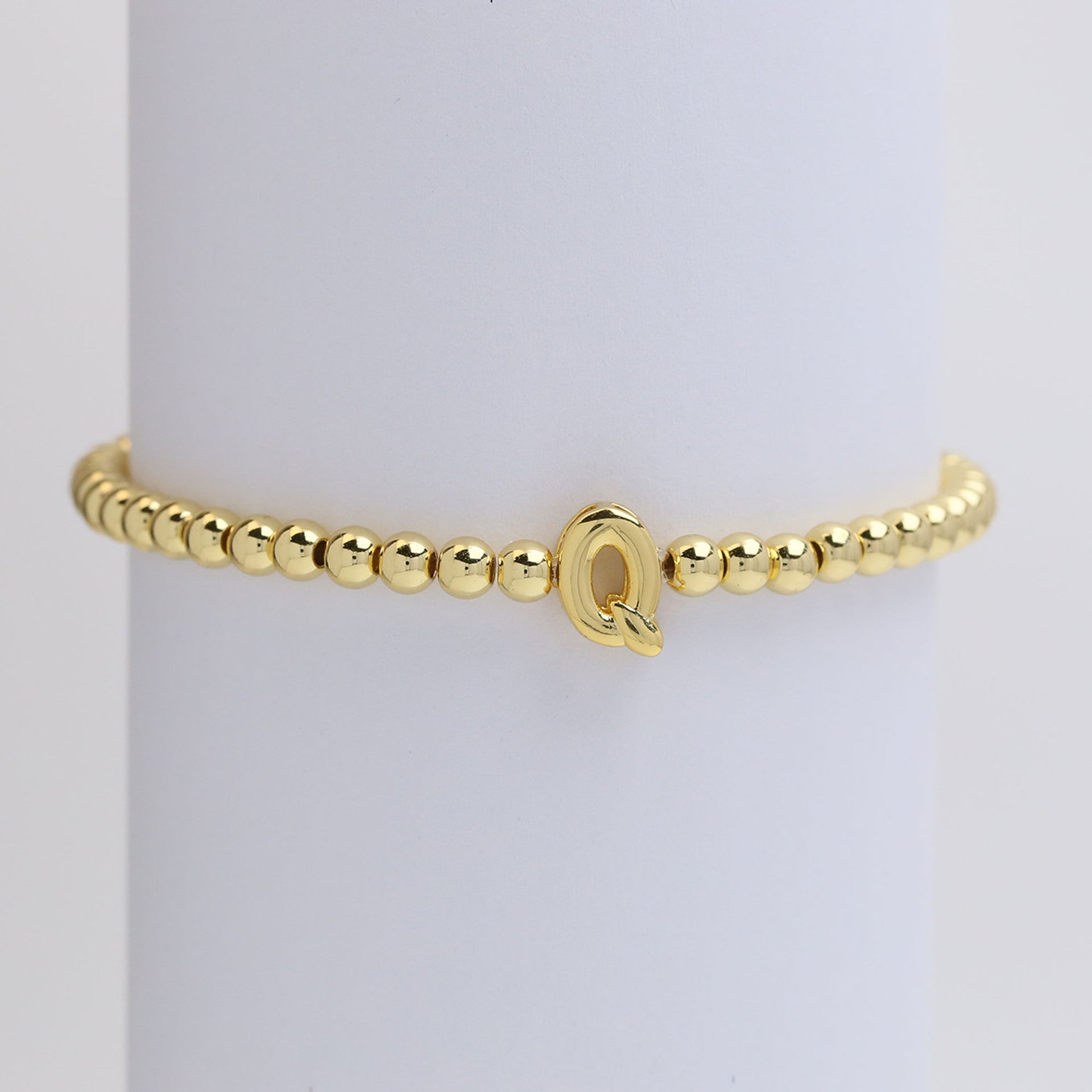 Jorie Polished Letter Bracelet - Q [OEG5G0Q4]