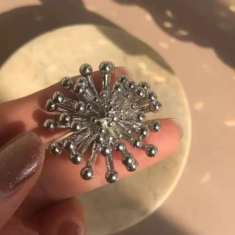 Emori Silver Fireworks Brooch - Silver Fireworks Brooch [DRG4QSLZ]