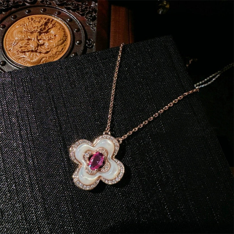 Breindy Rose Pearl Clavicle Necklace - Rose Red Natural White Mother-of-Pearl [Q2WGNGE9]