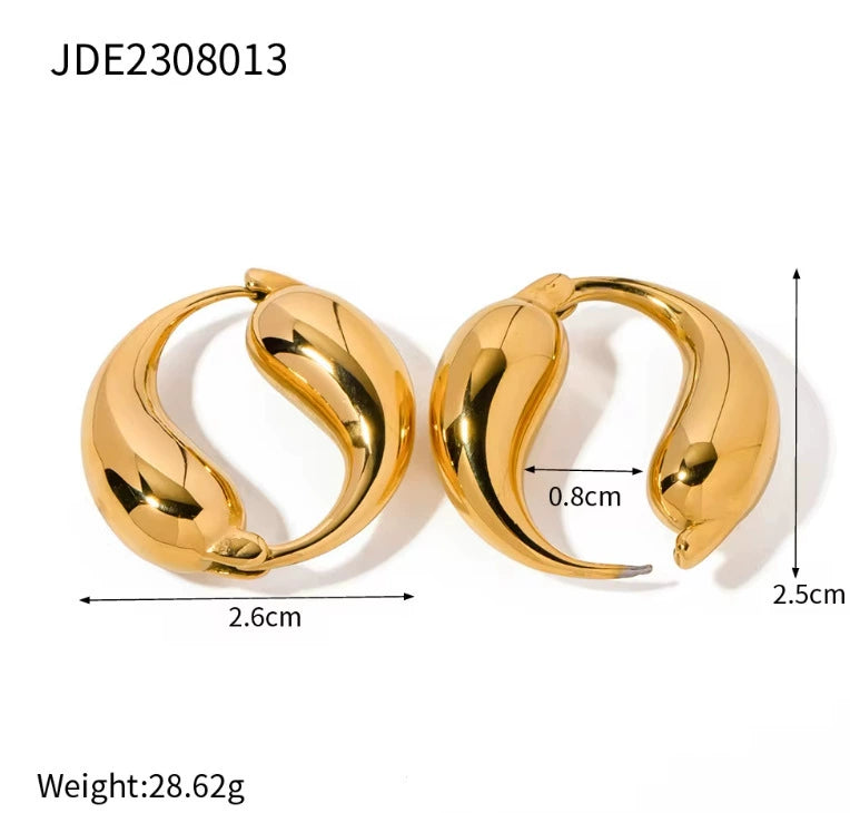 Priscila Sculptural Gold Earrings - JDE2308013 [LQXXOWM0]