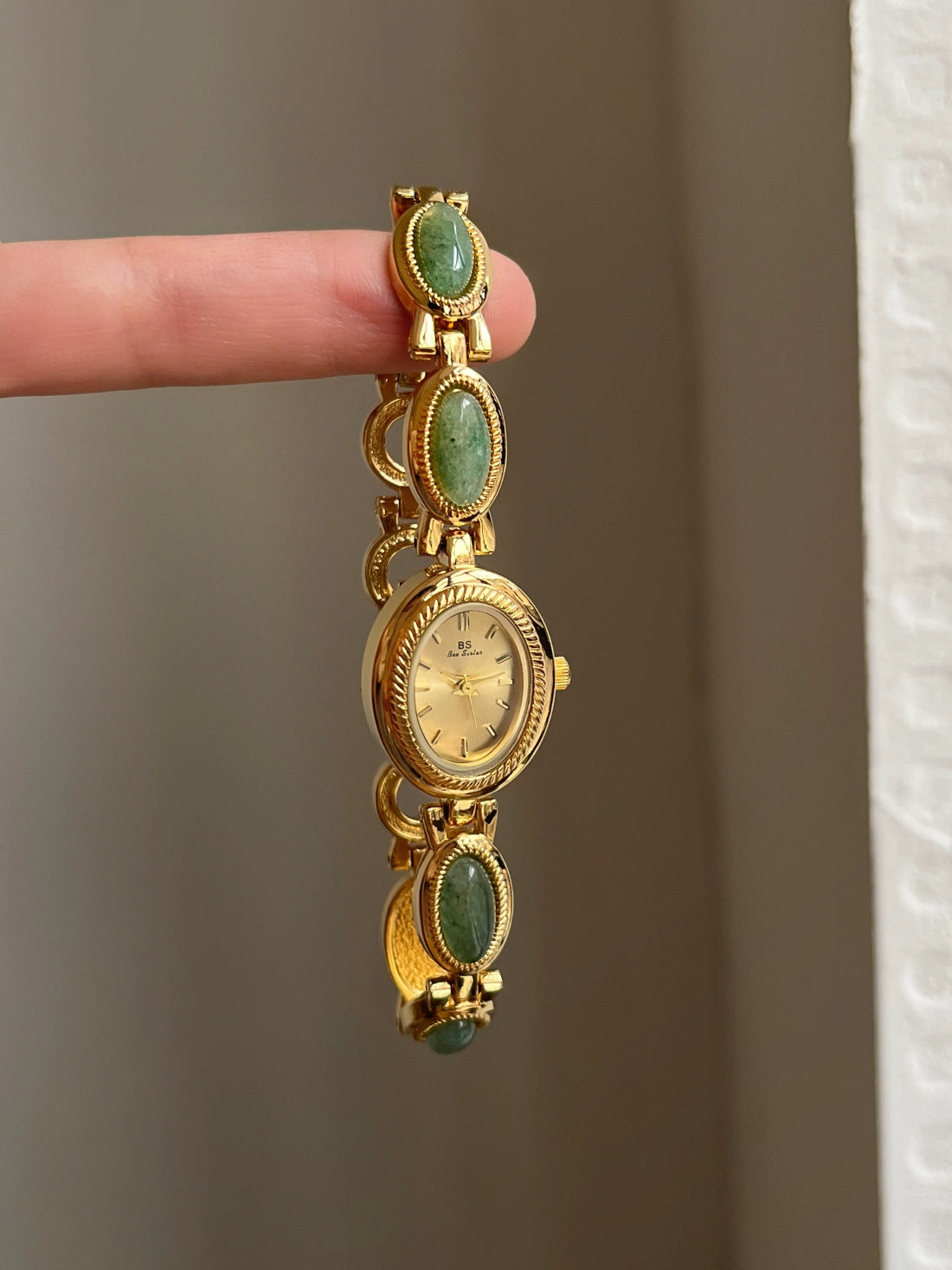 Nayomi Oval Jade Watch - Jade (Gold Dial) [HAFKI6VK]