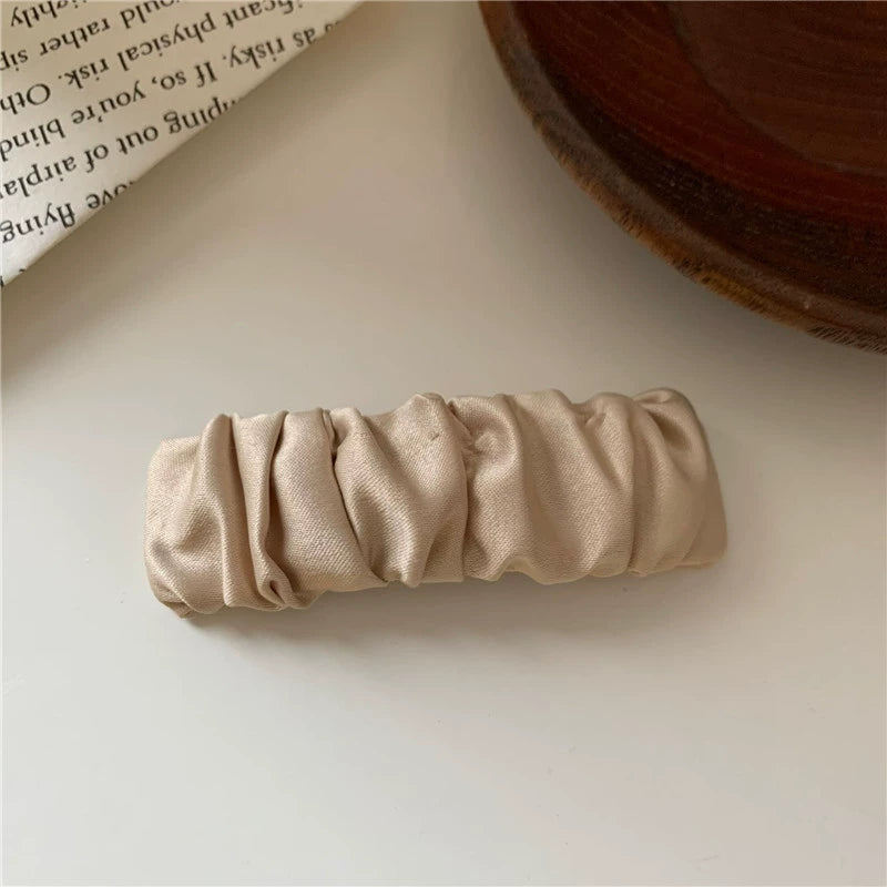 Luci Pleated Bow Hair Clip - Beige [ME8K49QM]