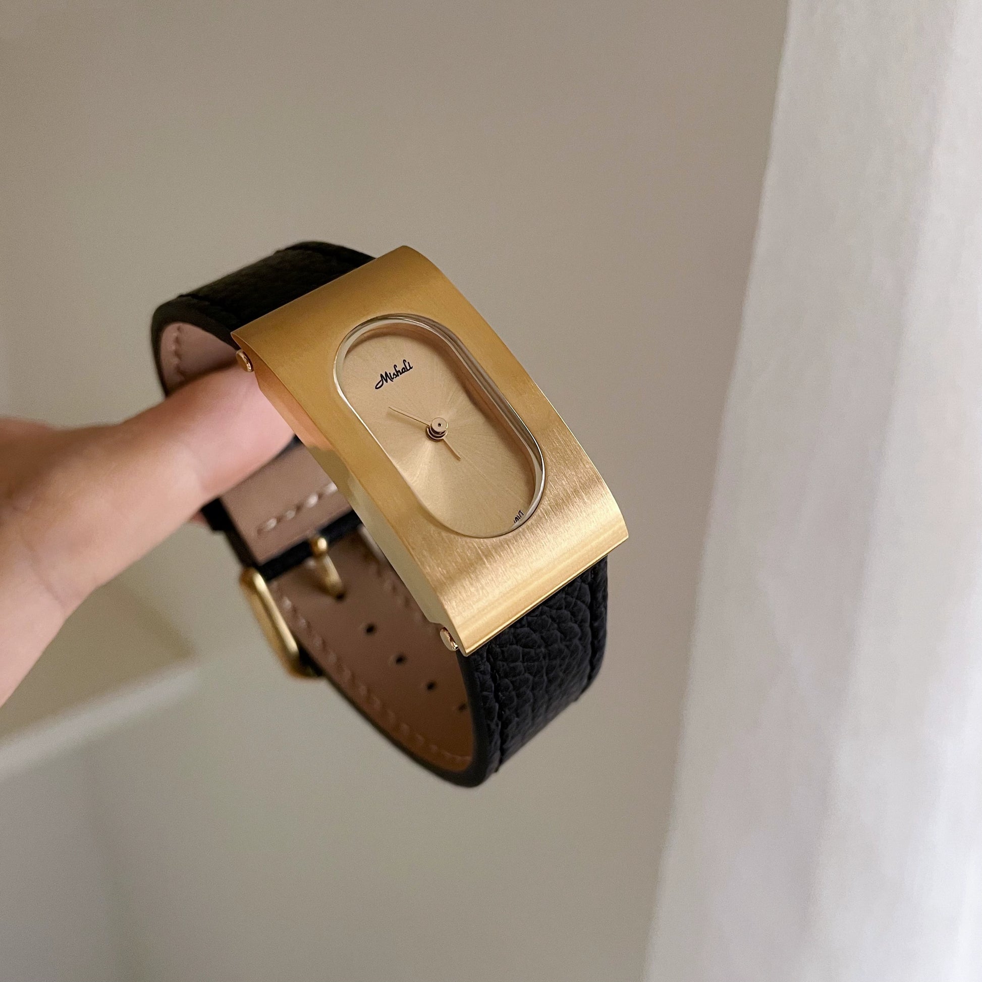 Suzie Vintage Square Watch - Gold Case Gold Face [ZU48HXD9]