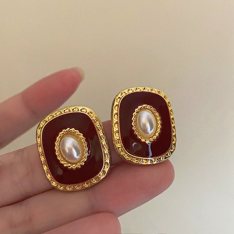 Andra Geometric Pearl Earrings - Gold with Silver Post [JOCESCM6]
