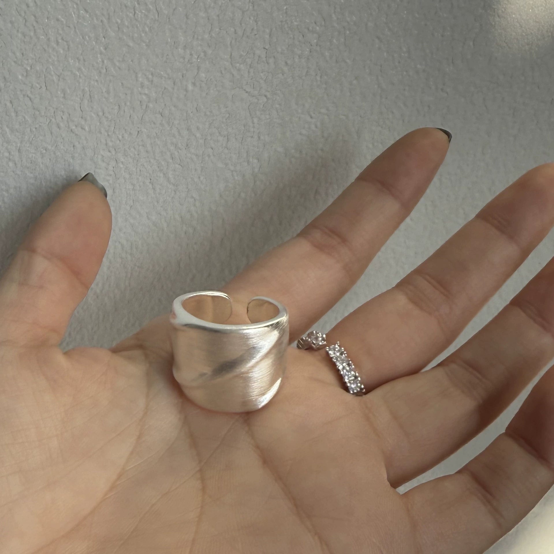 Ayven Wide Brushed Jewelry - Wide Brushed Silver Ring [YEUGYWGO]