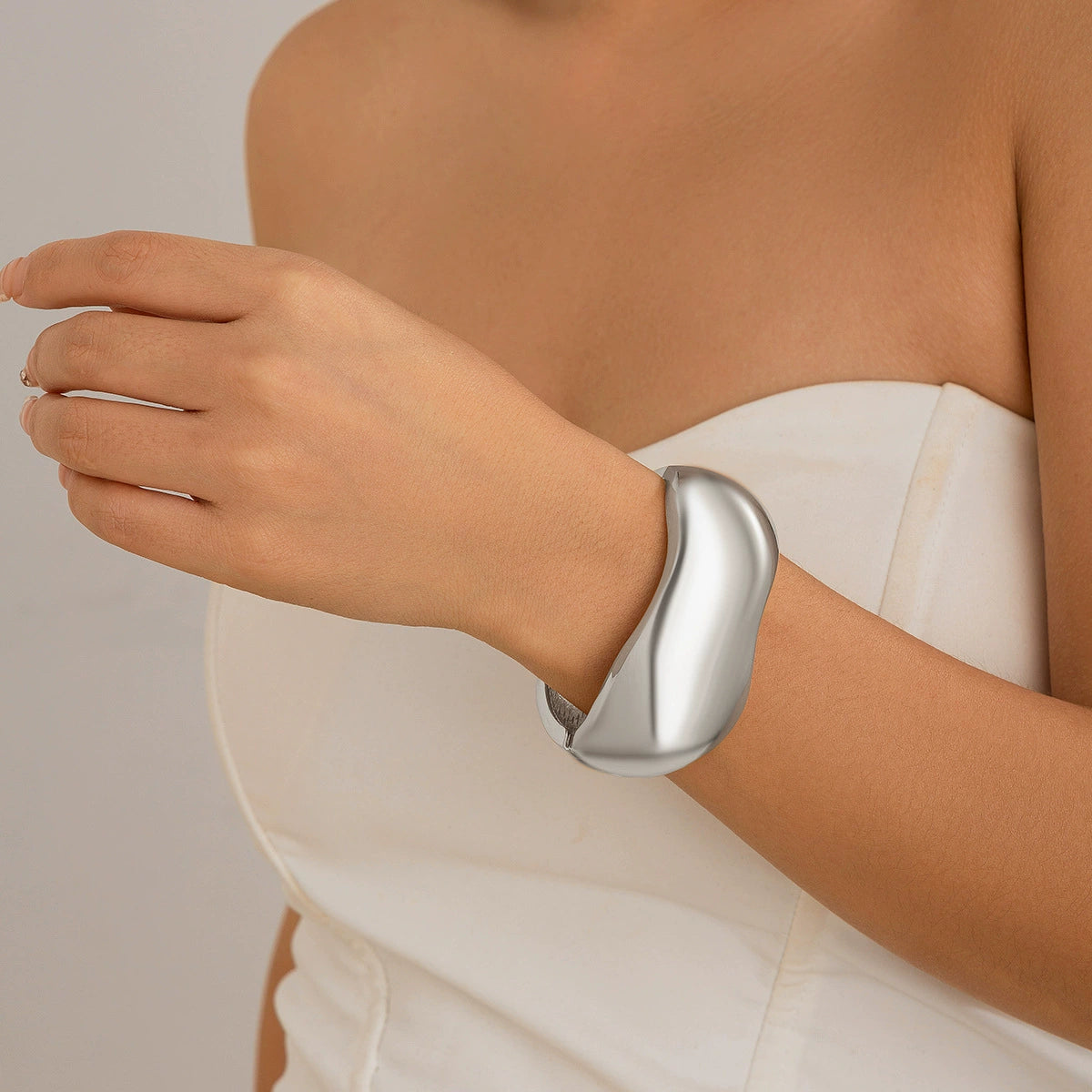 Anasofia Waterdrop Cuff Bracelet - Style 09 Silver [9UABPOW5]