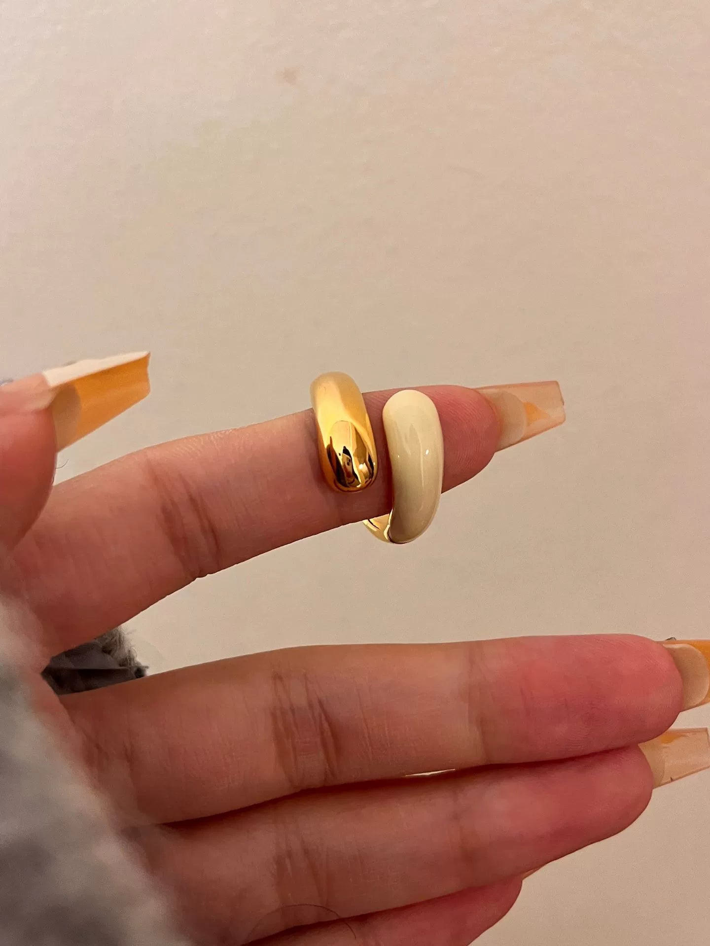 Gwyneth Maillard Enamel Ring - Double Layer Gold White Ring [8YCVWFMP]