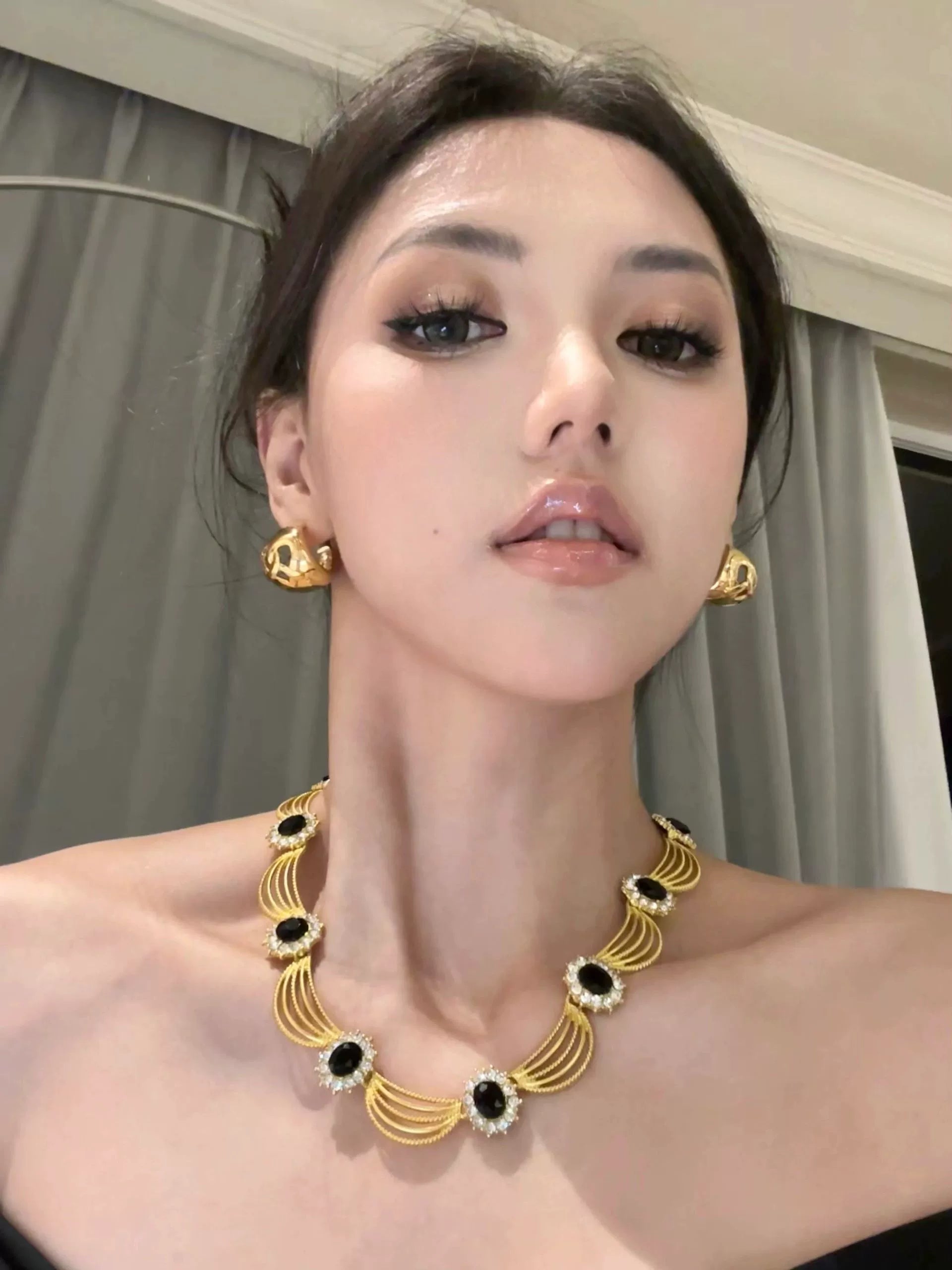 Kaylani Baroque Gemstone Choker - Gold Gemstone Necklace