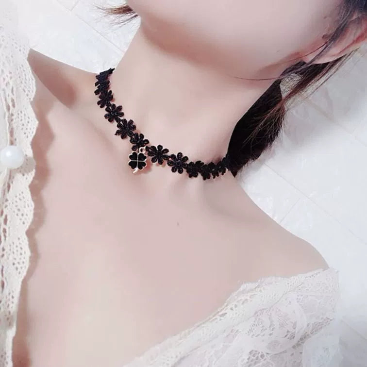 Amran Crystal Lace Choker - Style 18 [ODW68WBQ]