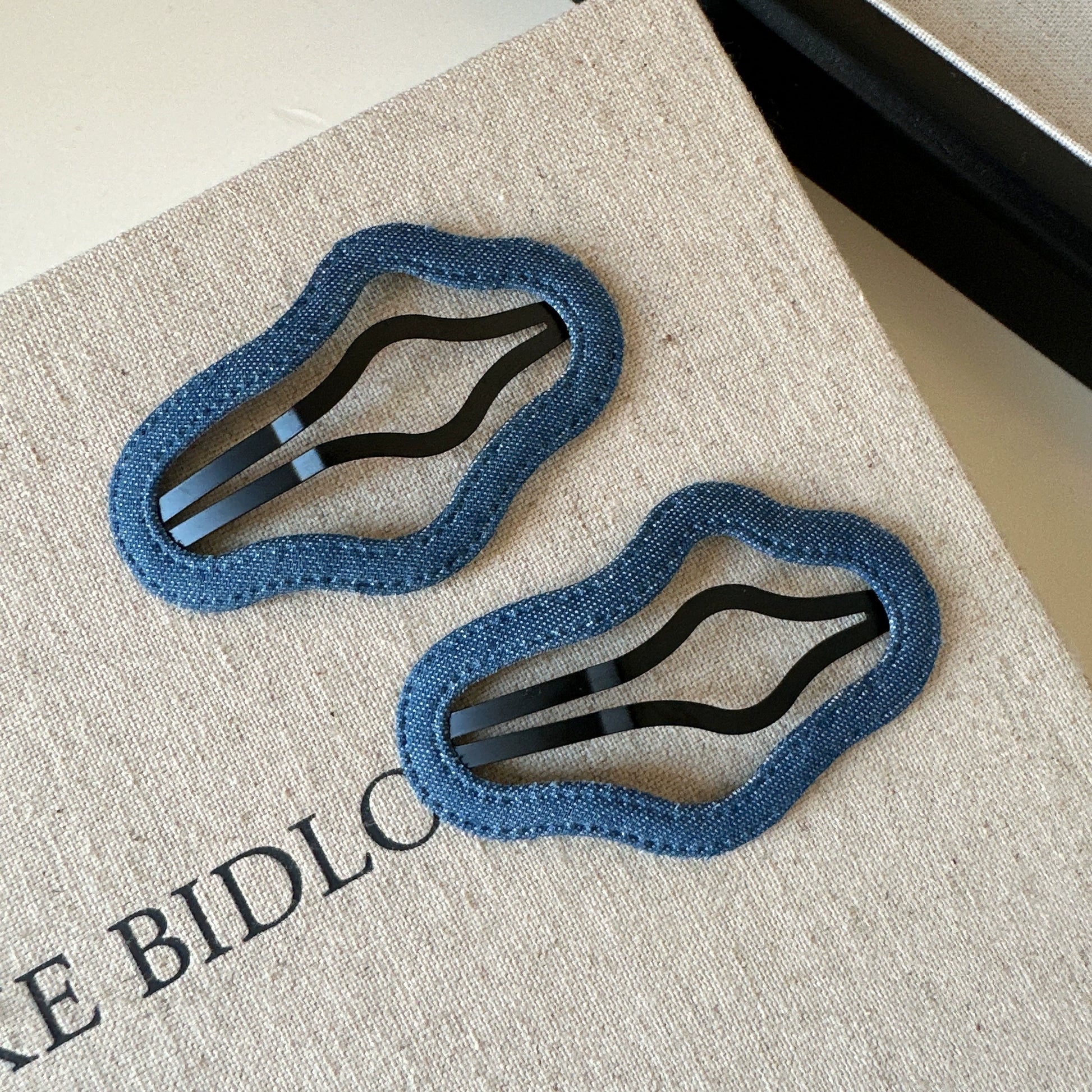Ruqayyah Denim Shaped Hair Clips - Dark Wash Cloud (Pair) [C0AEG12S]