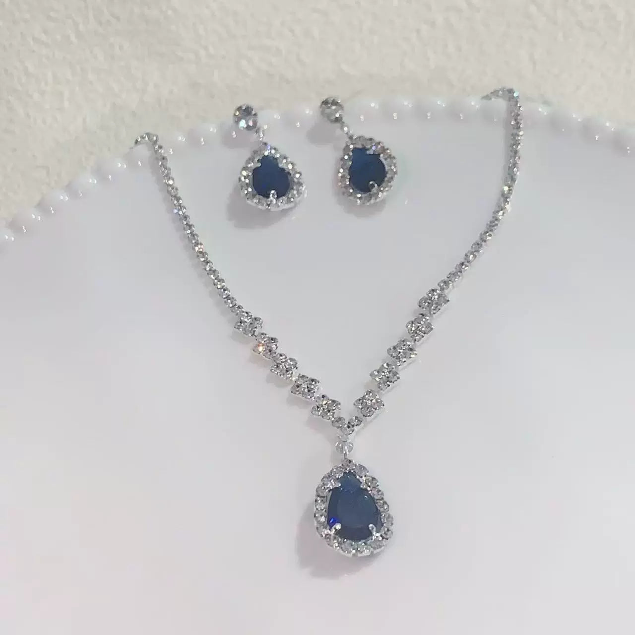 Maahi Sparkling Teardrop Necklace - Blue