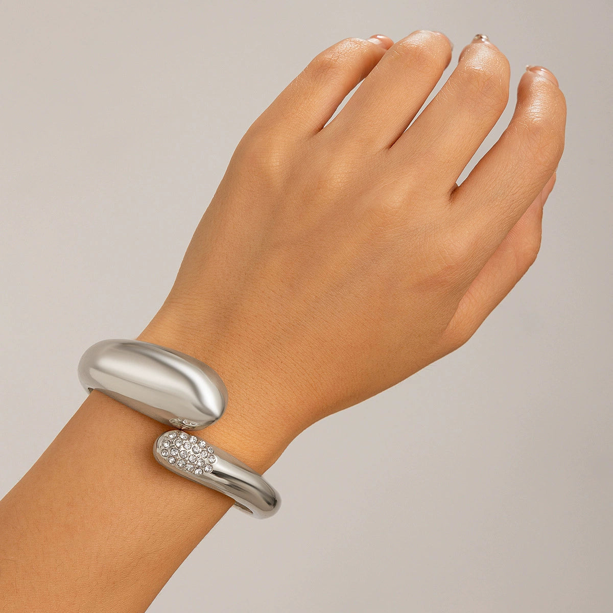 Anasofia Waterdrop Cuff Bracelet - Style 02 Silver [G1YN86IR]