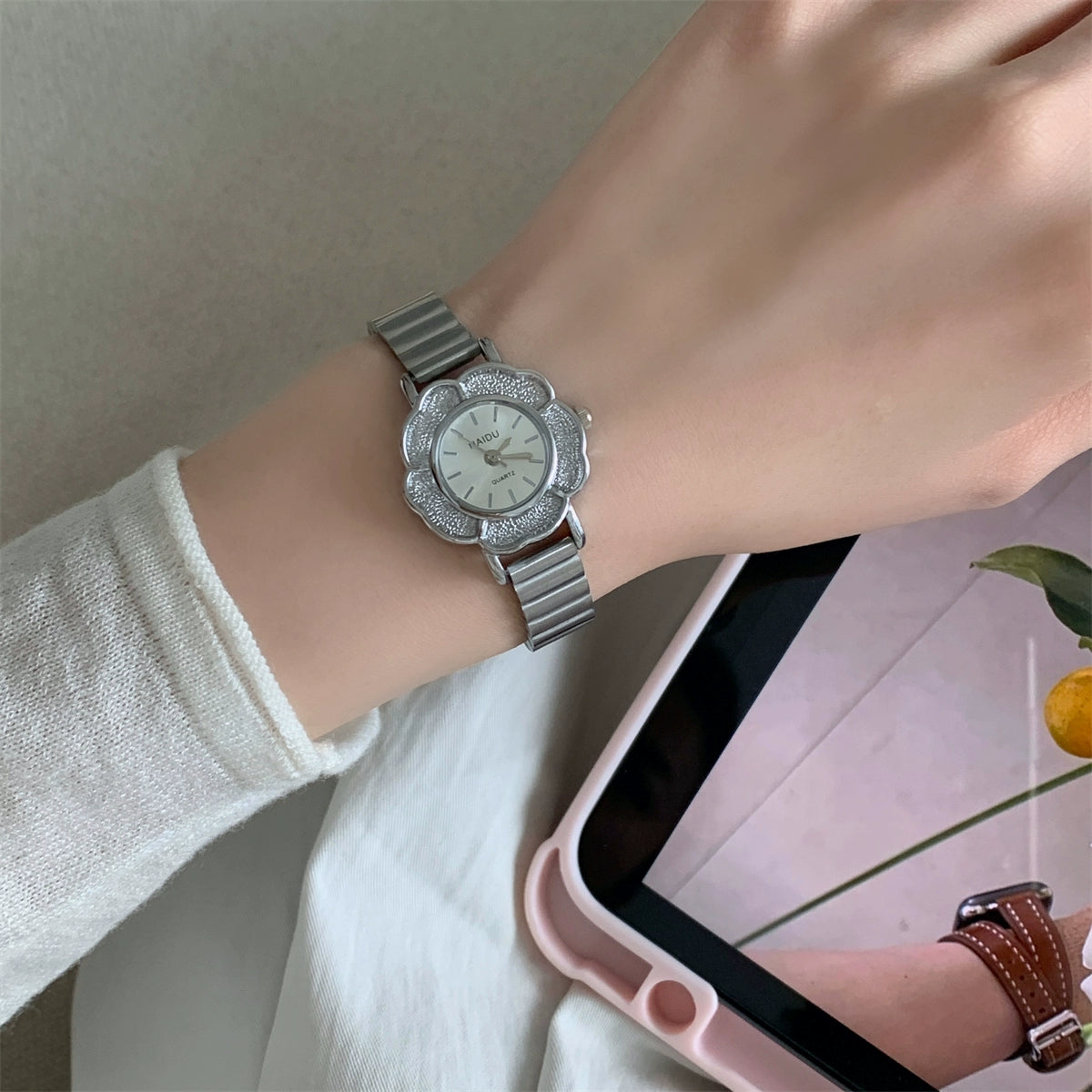 Rochelle Camellia Bloom Watch - Silver with White Dial [9J7BFJ7C]
