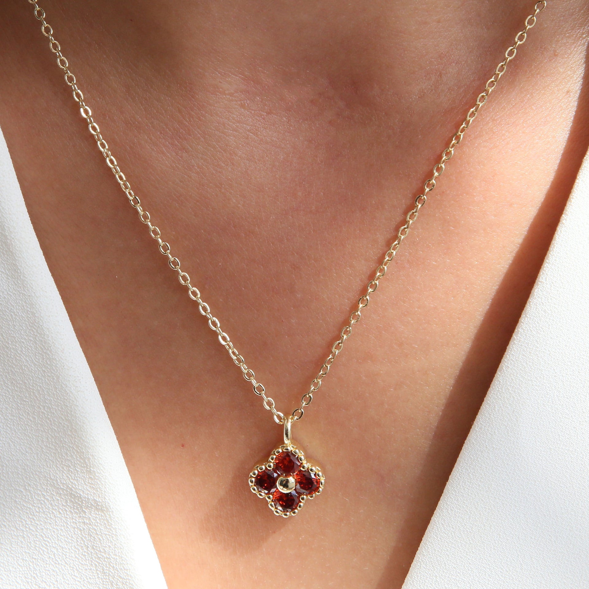Annamae Clover Charm Necklace - Red Zircon Necklace [MFQ1JVUO]