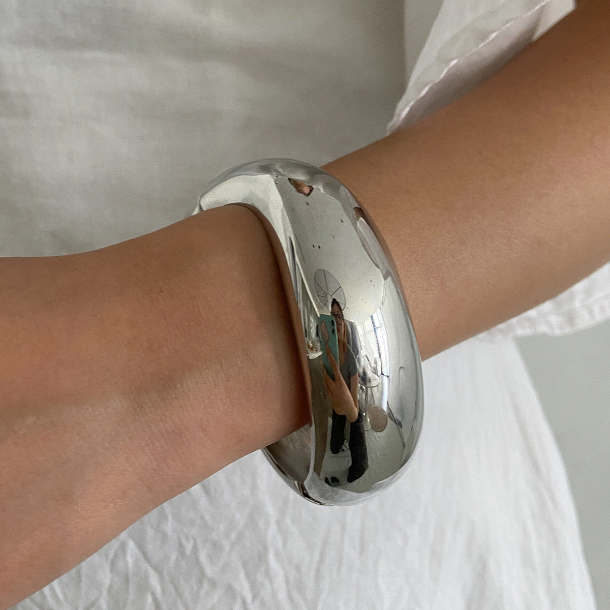 Nasra Marbled Resin Bangle - Silver [V7BG61XY]