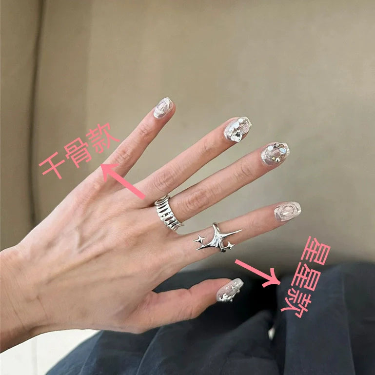 Saria Minimalist Star Ring - Qian Gu Style