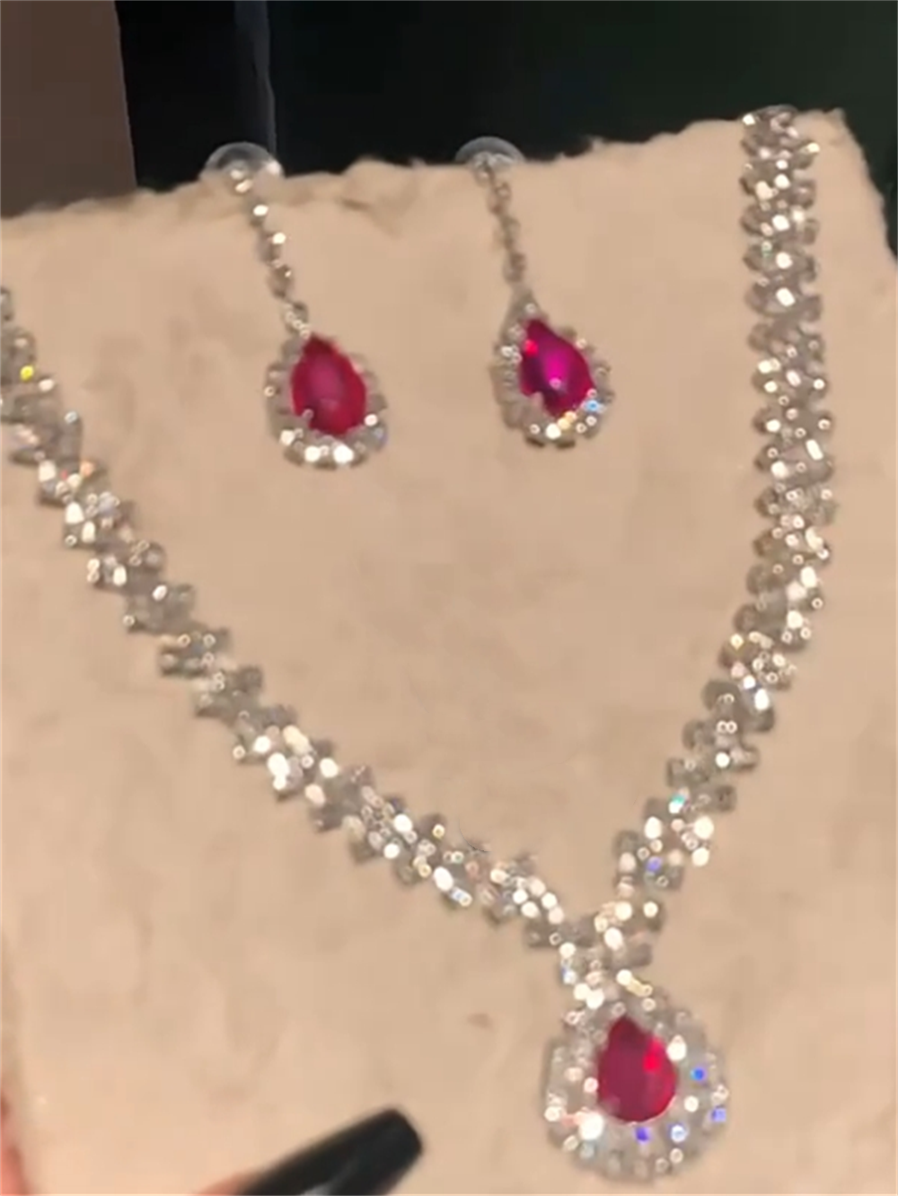 Alainna Waterdrop Rhinestone Choker - Rose Pink