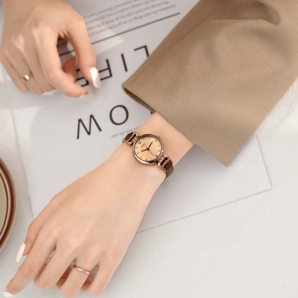 Naomy Vintage Leather Watch - Retro Brown